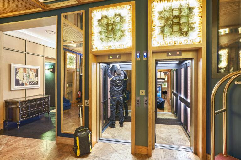 Ascensores y técnico FAIN