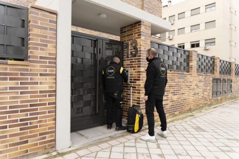 Fain_Puertas-1-scaled