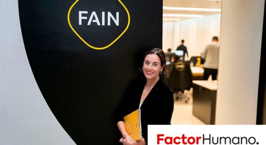 Nombramiento de Delia Carmona en Factor Humano